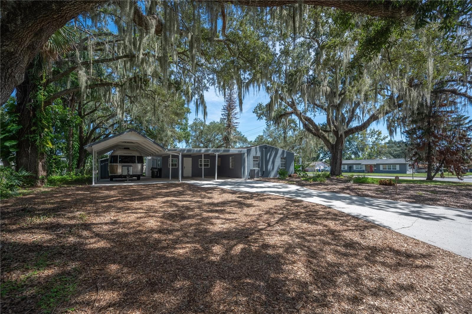 Single Family Residence at 1430 E EDGEWOOD DR, LAKELAND, photo 45 of 57