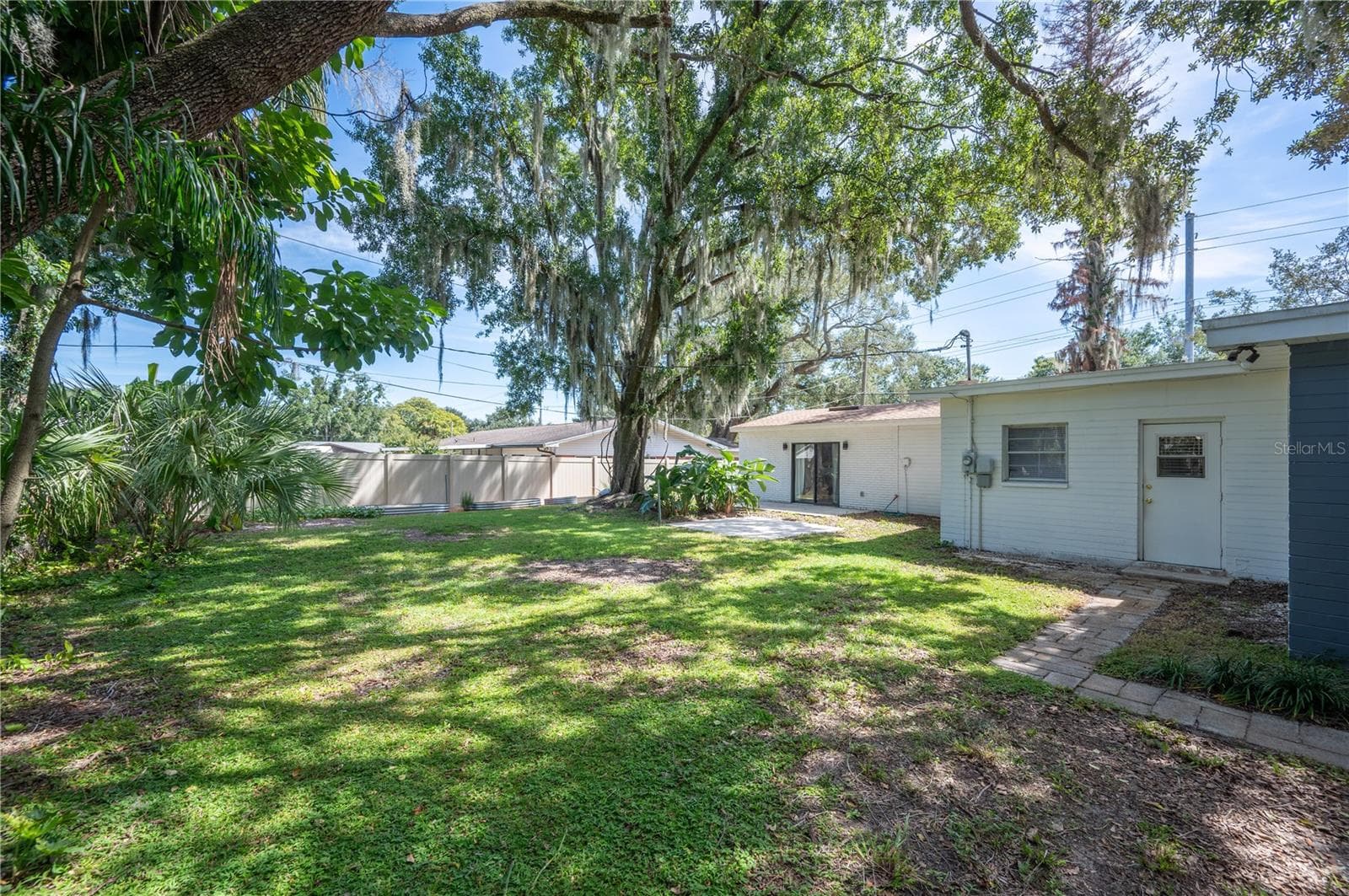 Single Family Residence at 1430 E EDGEWOOD DR, LAKELAND, photo 48 of 57