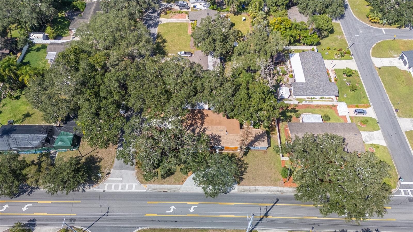Single Family Residence at 1430 E EDGEWOOD DR, LAKELAND, photo 51 of 57