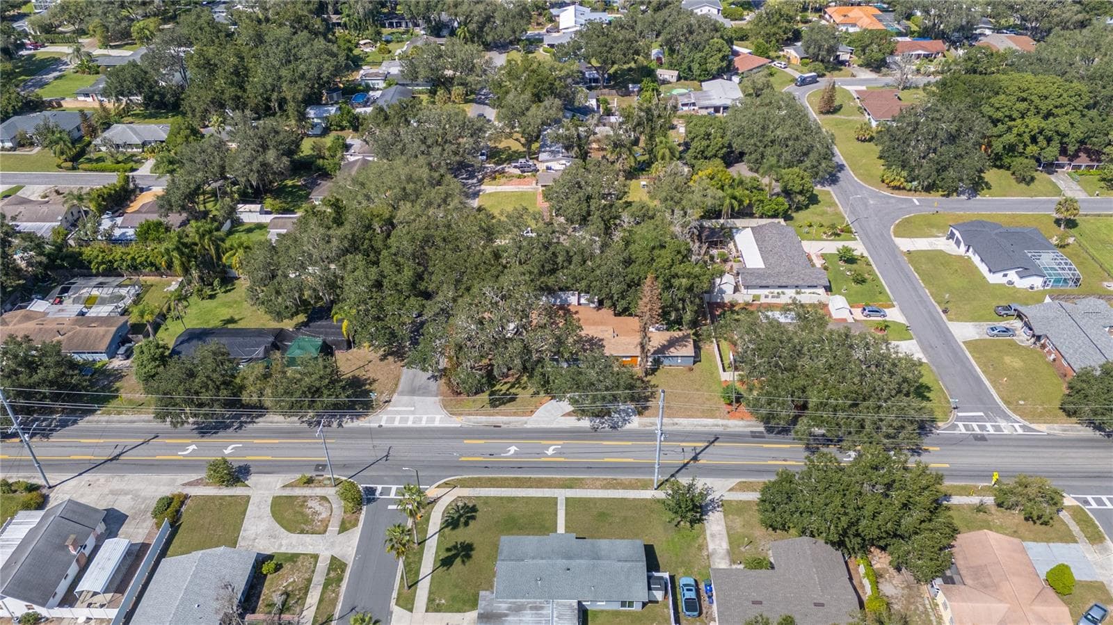 Single Family Residence at 1430 E EDGEWOOD DR, LAKELAND, photo 52 of 57