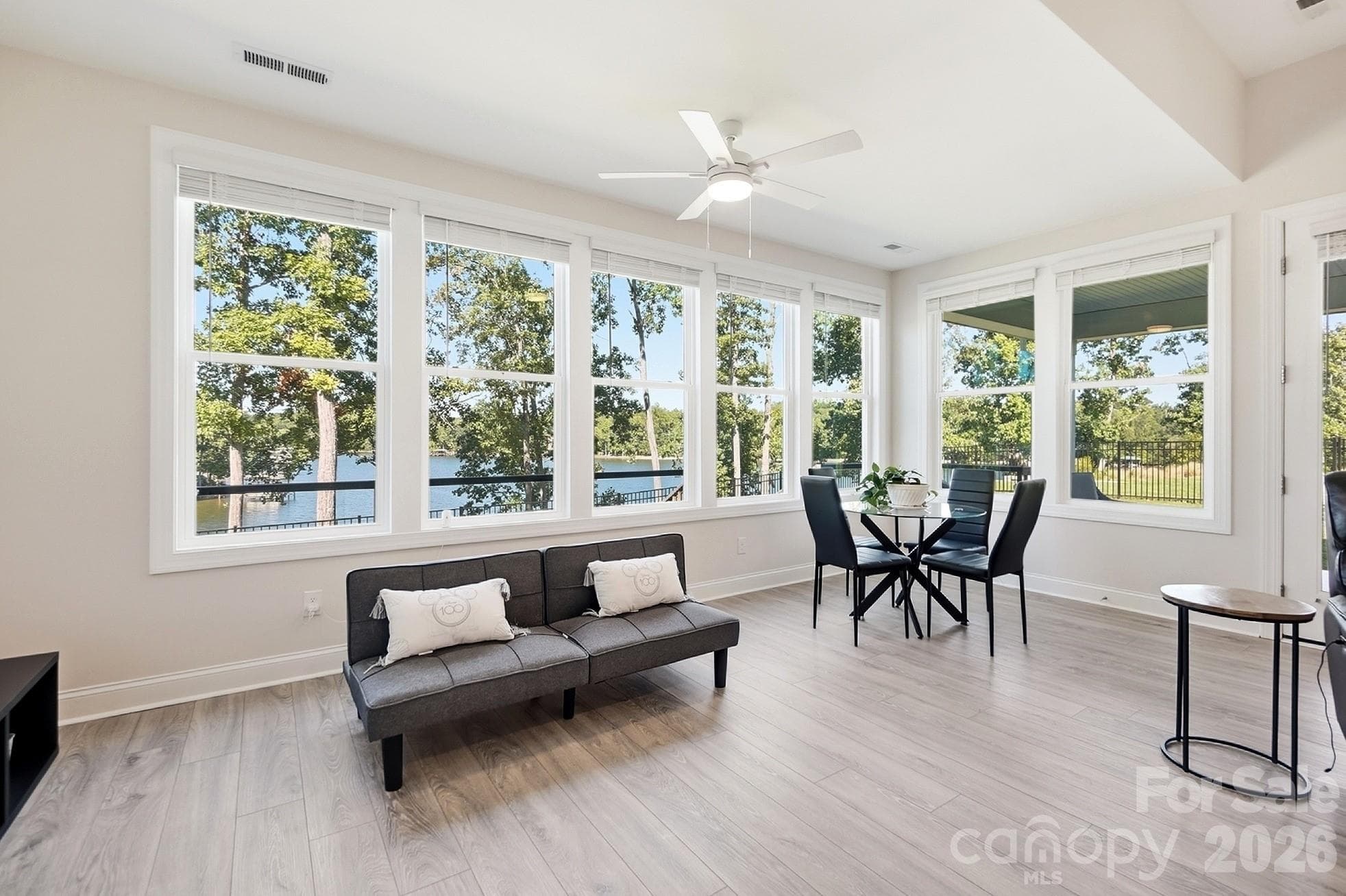 Sunroom with amazing Lake Views! - 8032 Longwaters Court, York