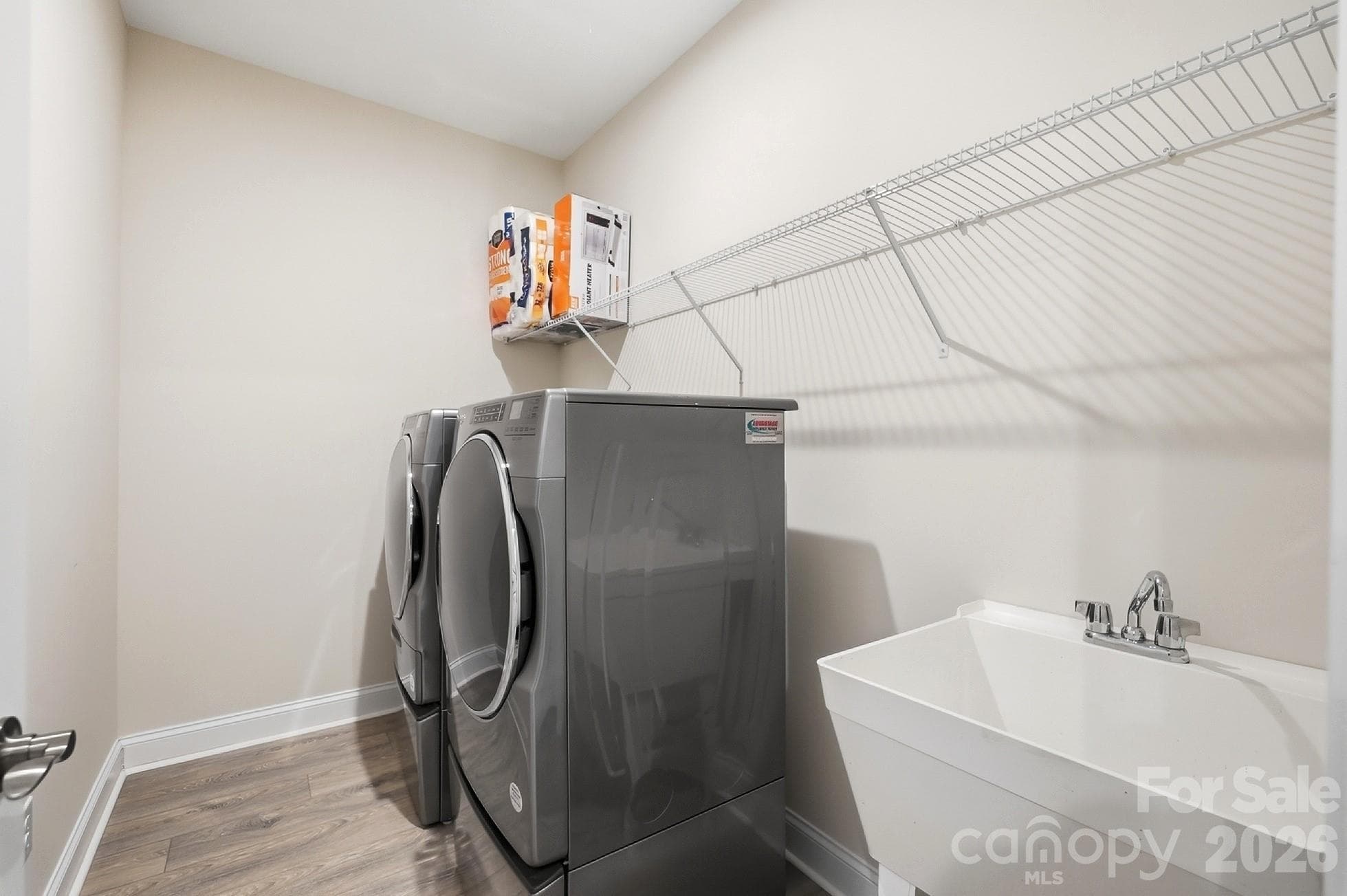 Laundry room - 8032 Longwaters Court, York