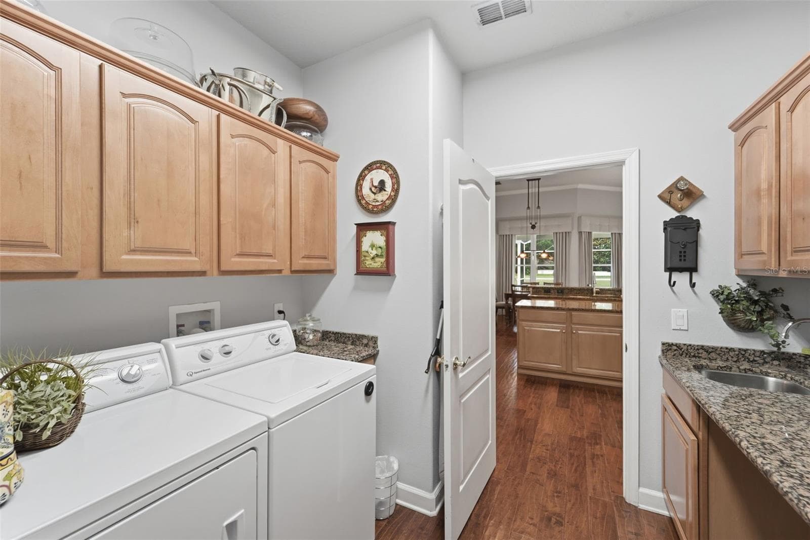 Single Family Residence at 3272 BEAZER DR, OCOEE, photo 33 of 45