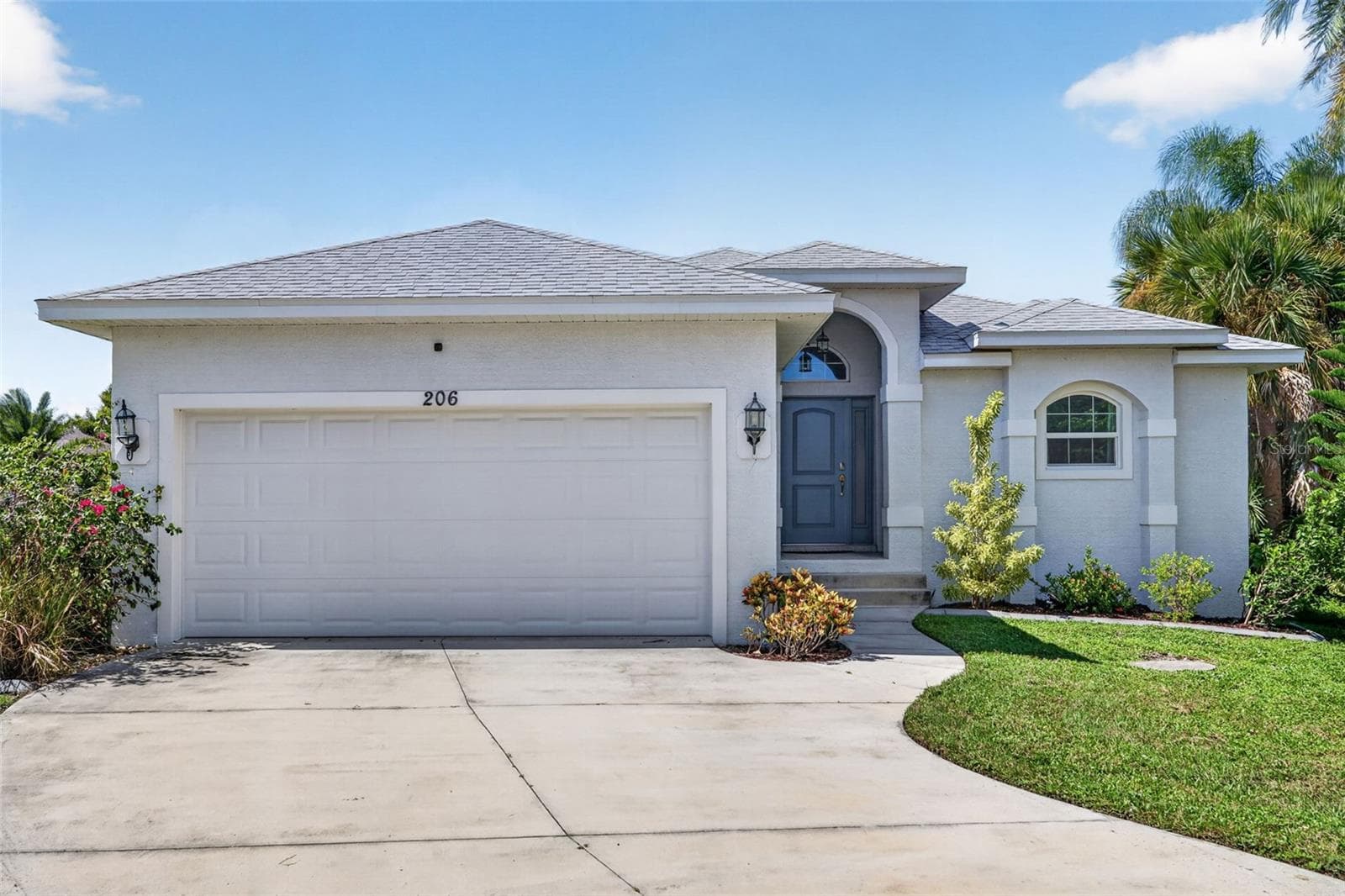 206 ANTILLA DR