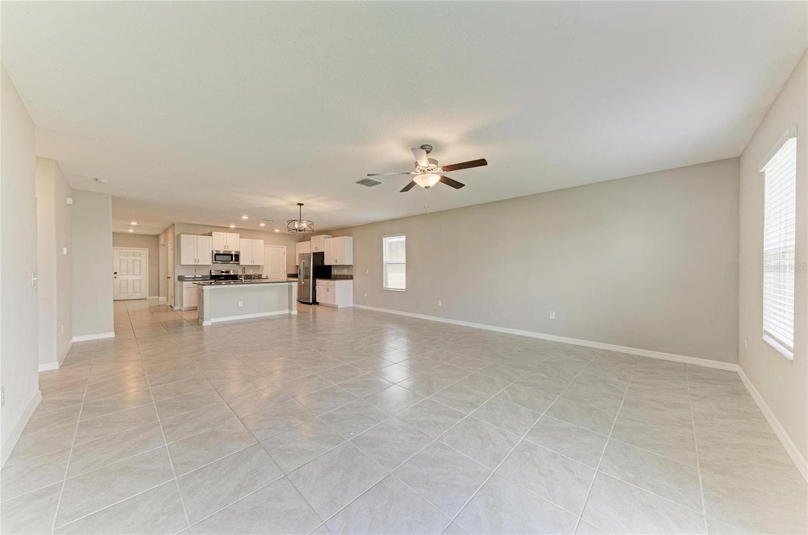 Single Family Residence at 7116 FERN GARDEN CT, SUN CITY CENTER, photo 11 of 75