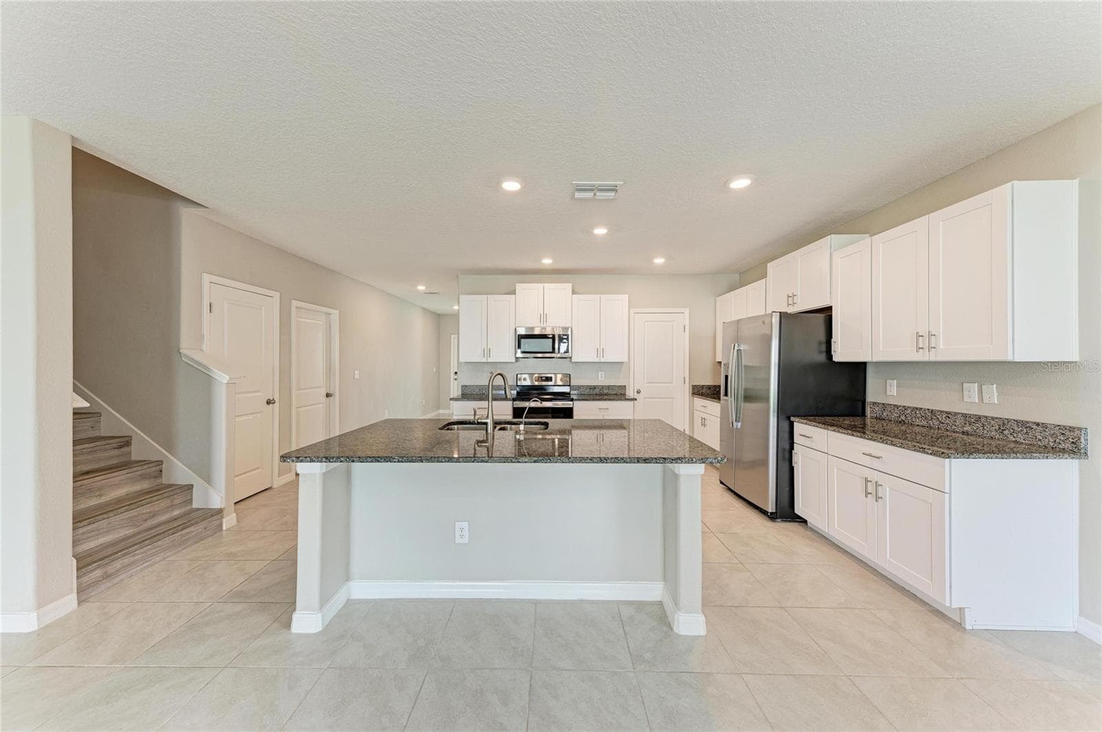Single Family Residence at 7116 FERN GARDEN CT, SUN CITY CENTER, photo 16 of 75