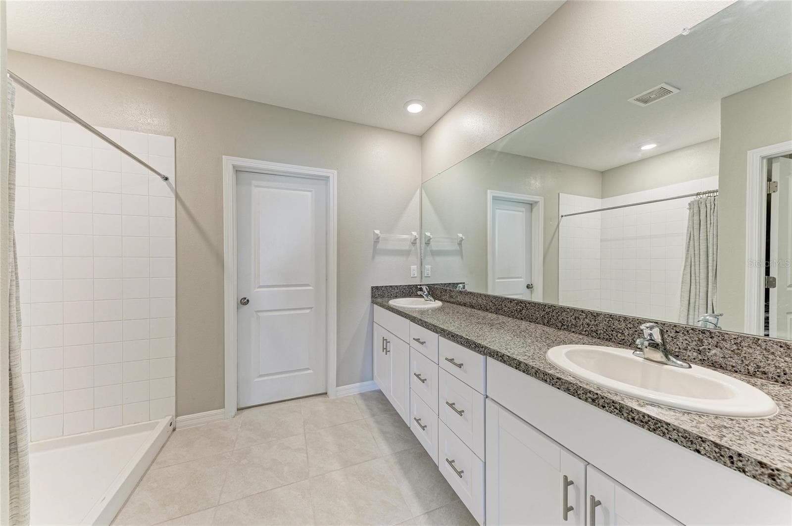 Single Family Residence at 7116 FERN GARDEN CT, SUN CITY CENTER, photo 30 of 75