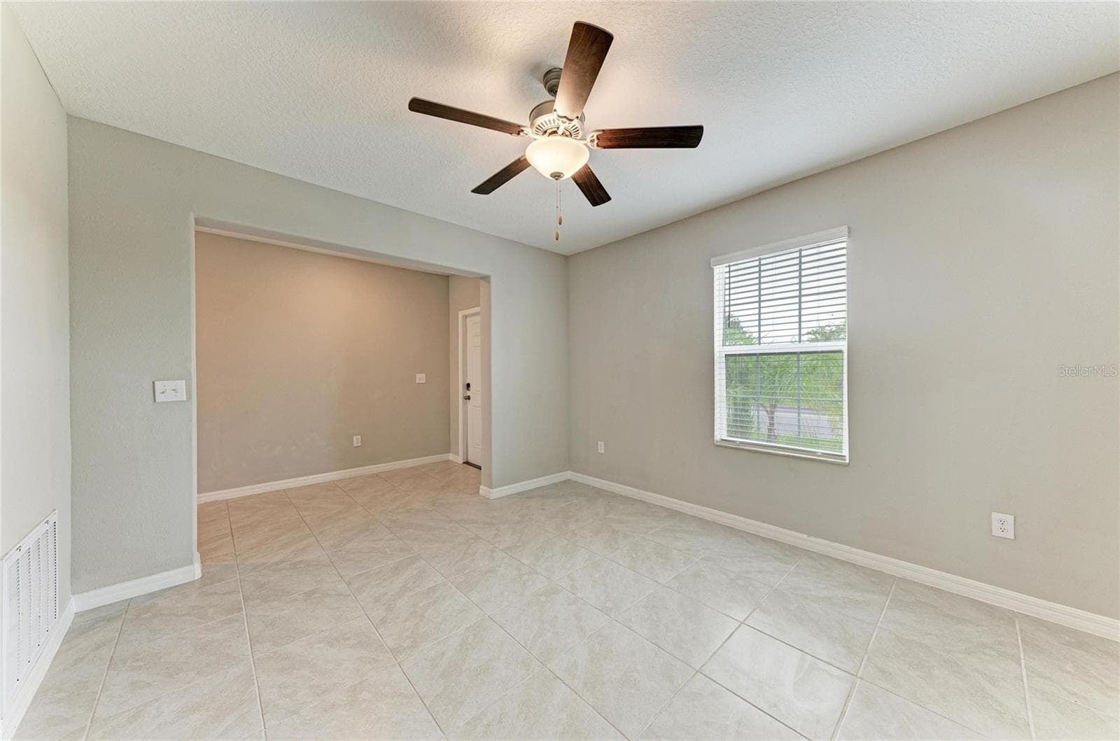 Single Family Residence at 7116 FERN GARDEN CT, SUN CITY CENTER, photo 34 of 75