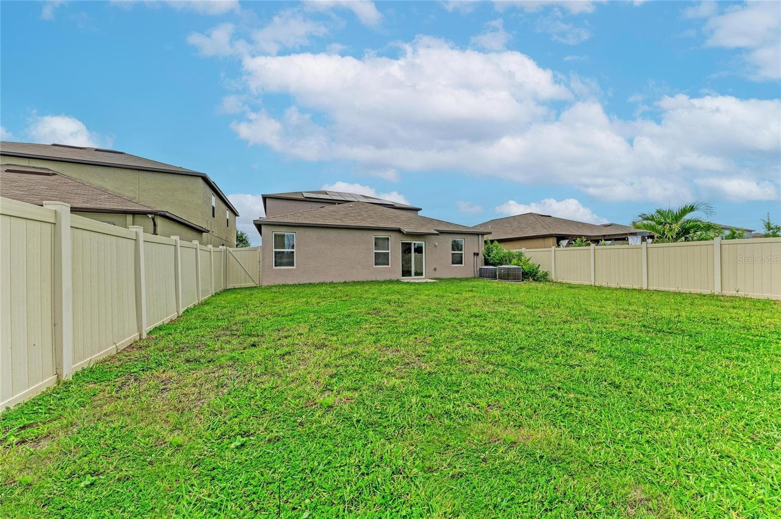 Single Family Residence at 7116 FERN GARDEN CT, SUN CITY CENTER, photo 60 of 75