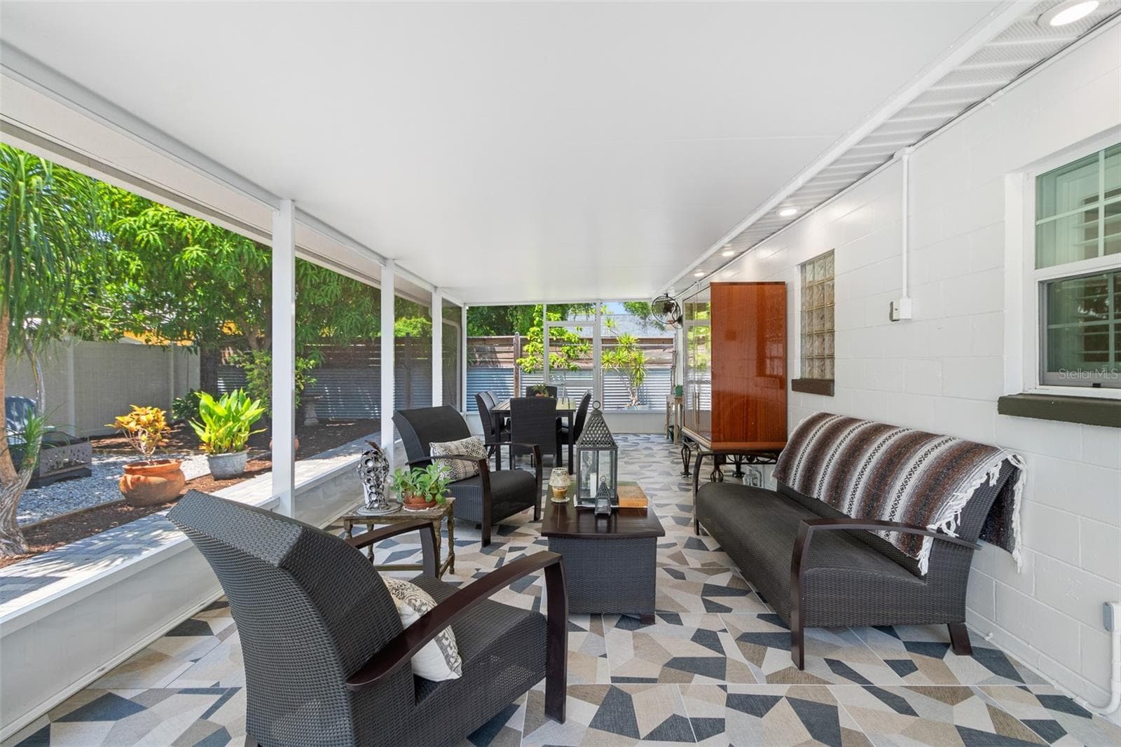 Single Family Residence at 3004 W BAY VILLA AVE, TAMPA, photo 21 of 30