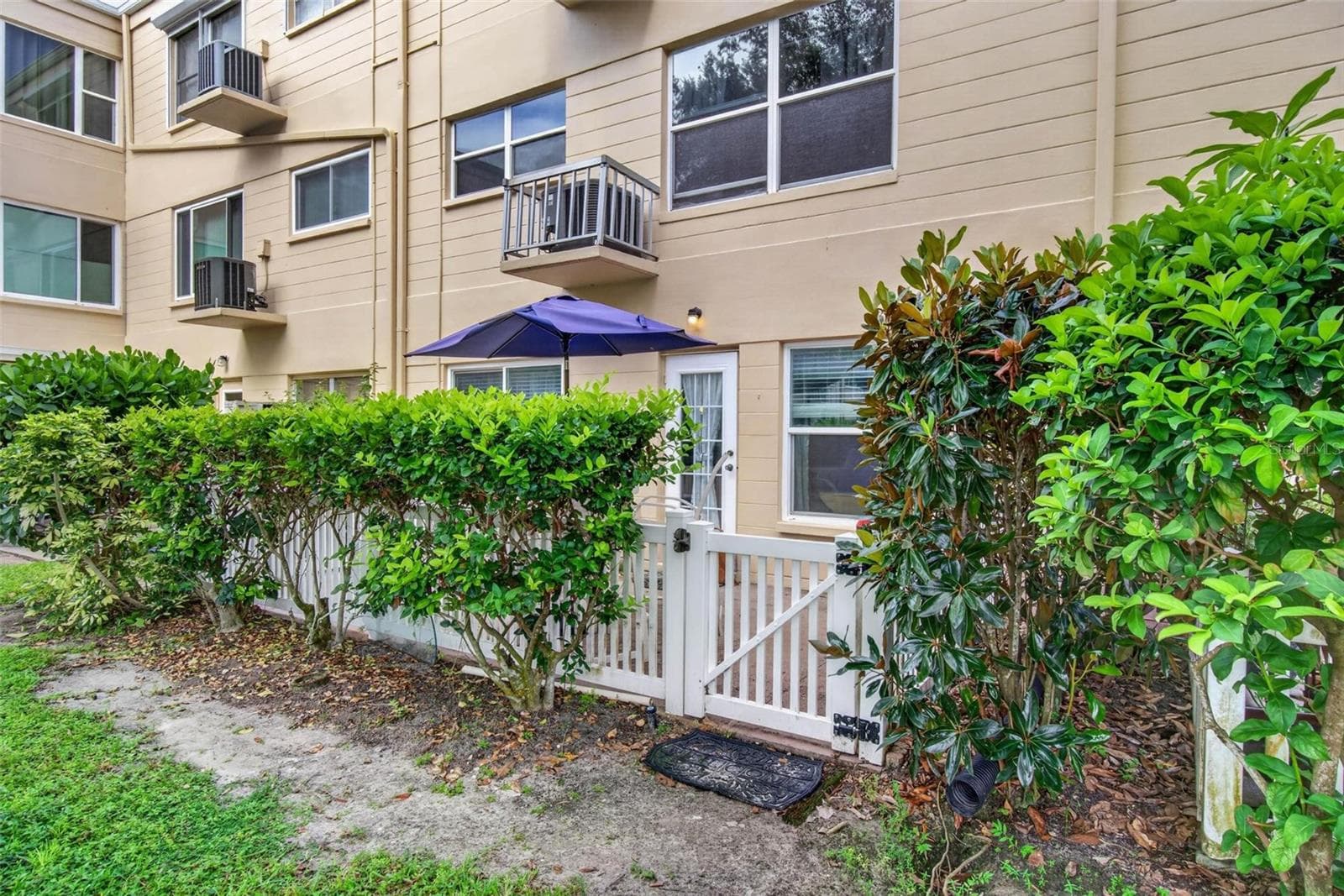 Condominium at 2287 PHILIPPINE DR #9, CLEARWATER, photo 20 of 70