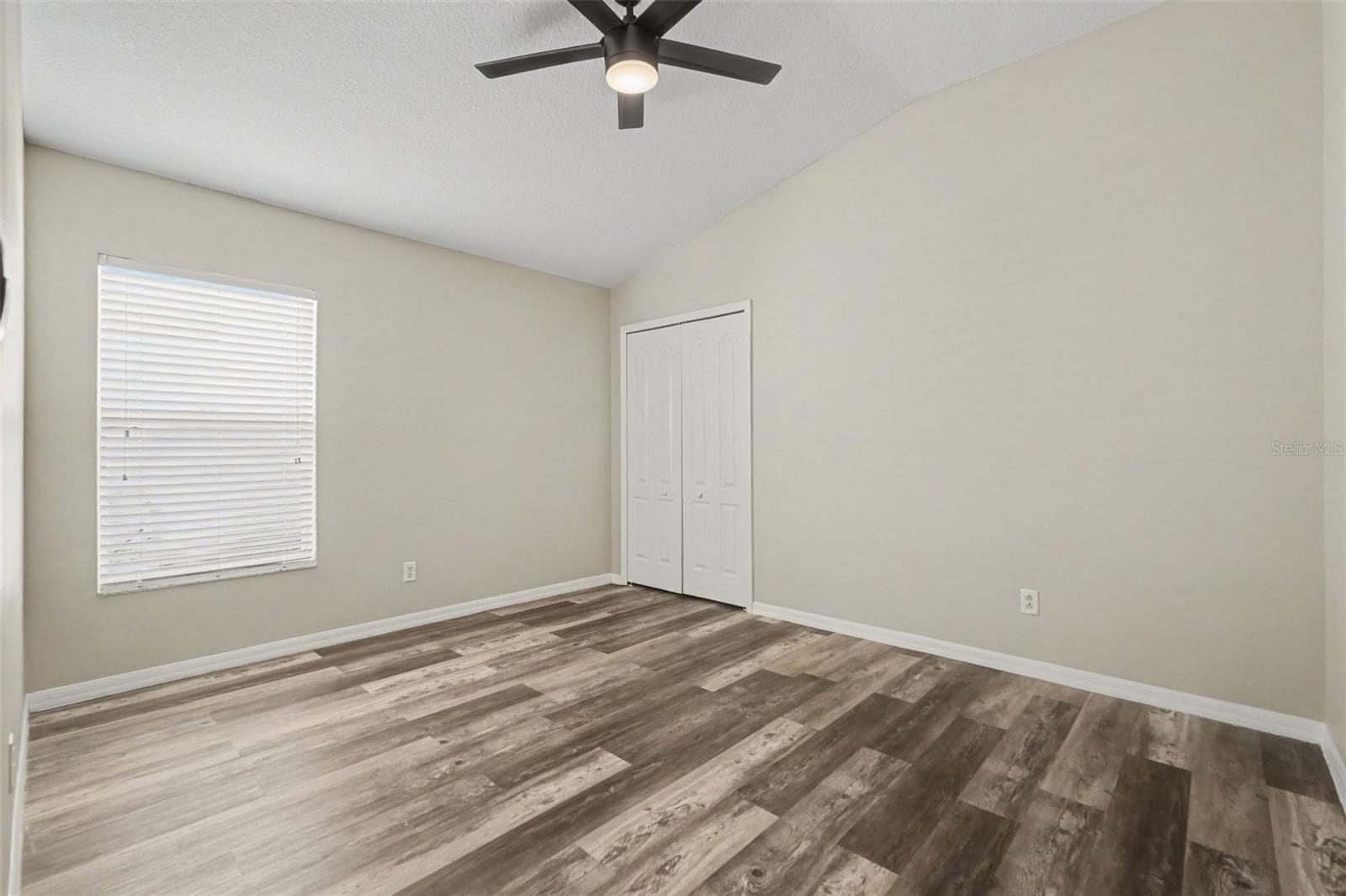 Single Family Residence at 4204 MORNING BREEZE CT, TAMPA, photo 11 of 16