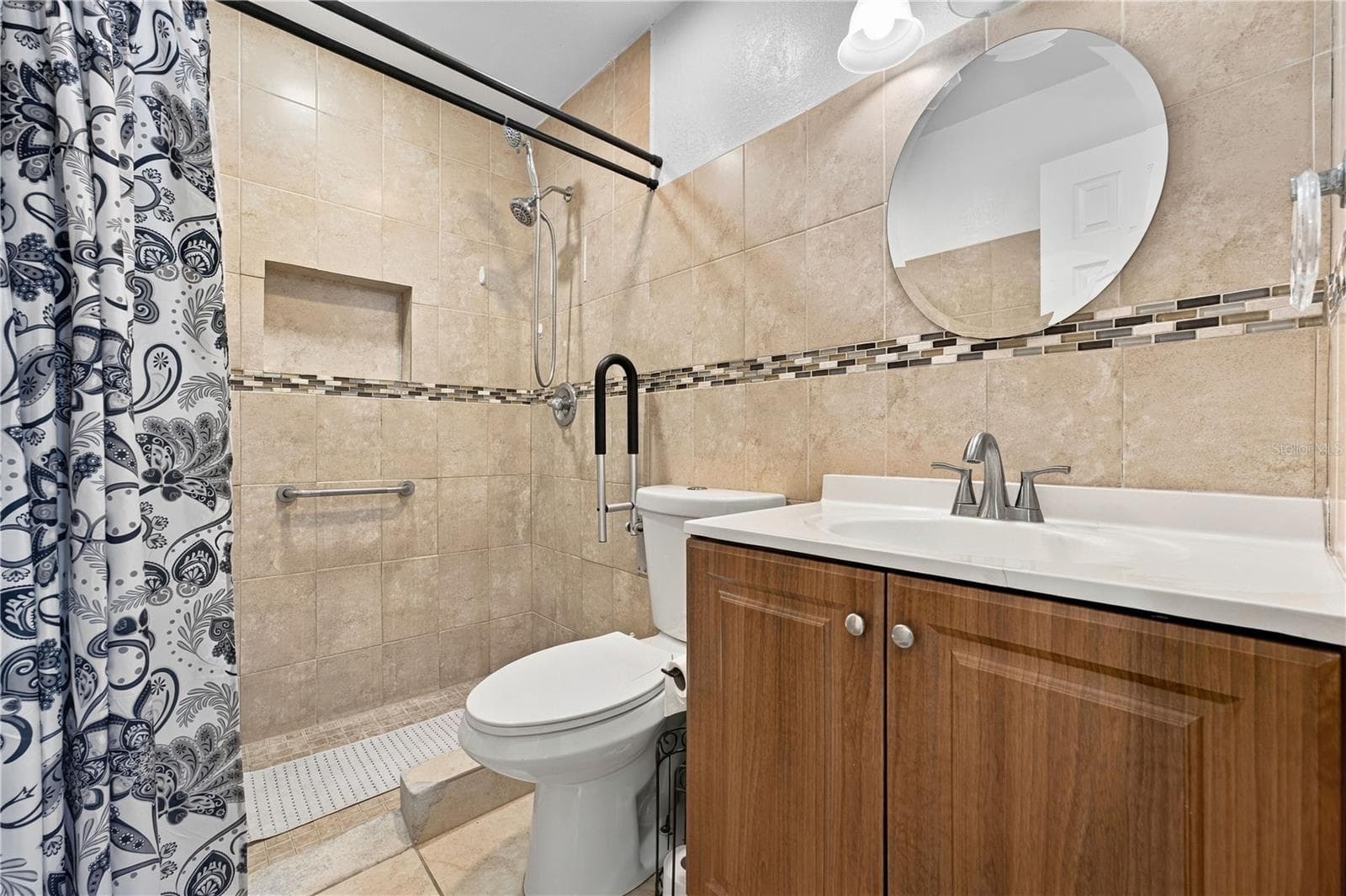 Single Family Residence at 1020 GRAYSON DR, ORLANDO, photo 25 of 49