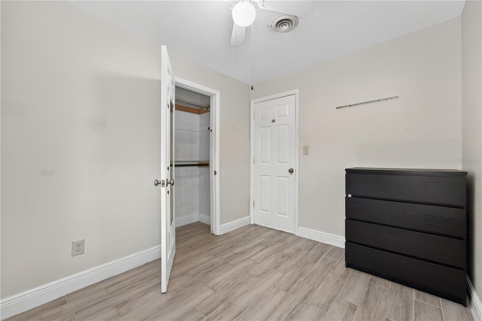 Single Family Residence at 1020 GRAYSON DR, ORLANDO, photo 27 of 49