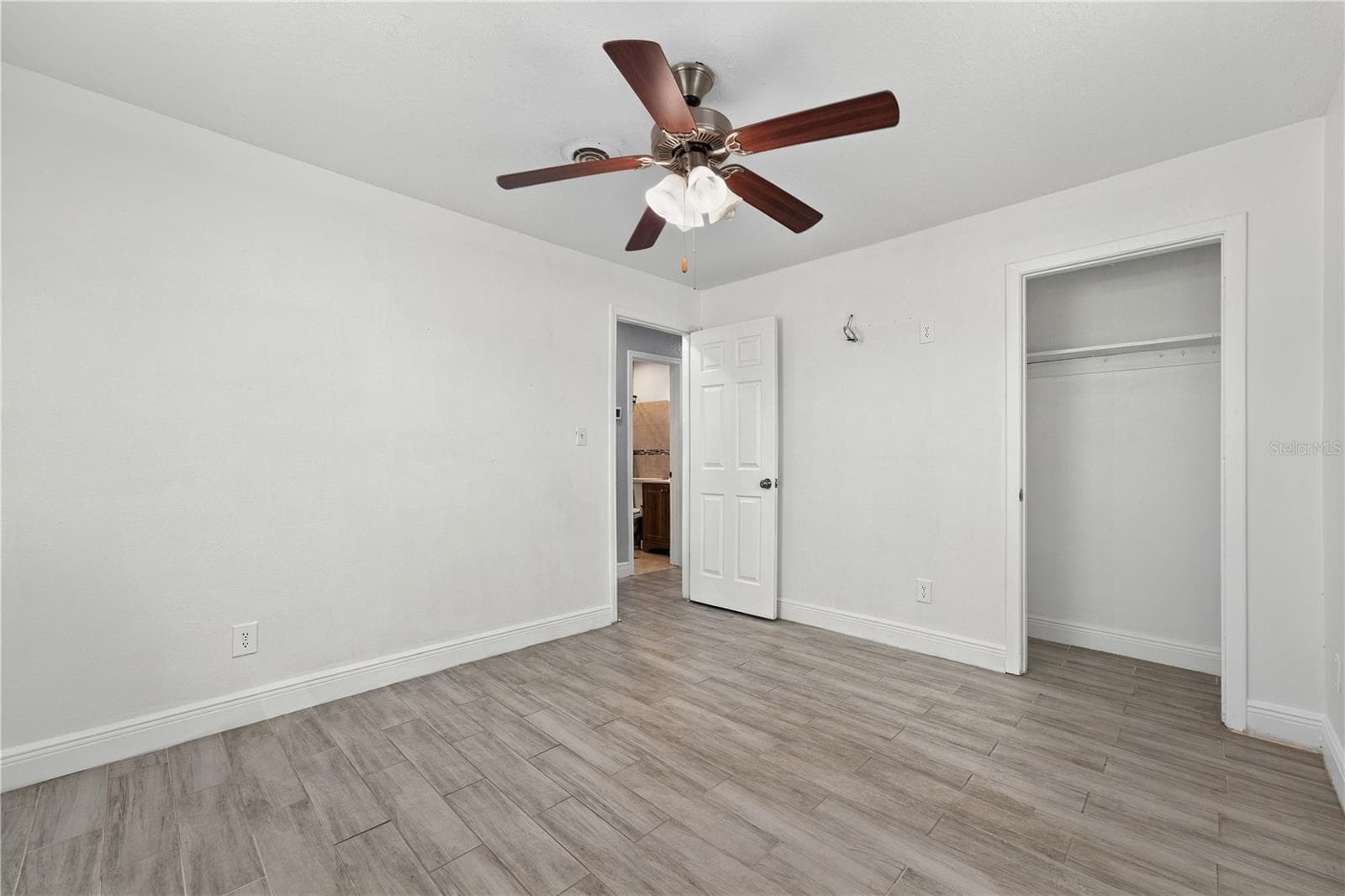 Single Family Residence at 1020 GRAYSON DR, ORLANDO, photo 29 of 49