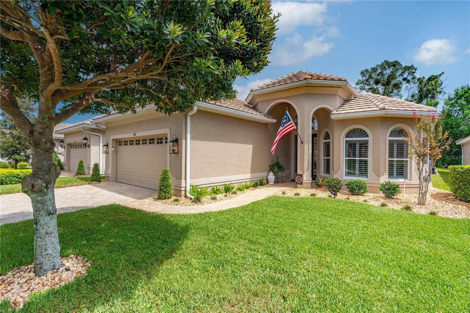 Refreshed landscaping with new plants & shrubs with rock mulch - 520 SOTHEBY WAY, DEBARY