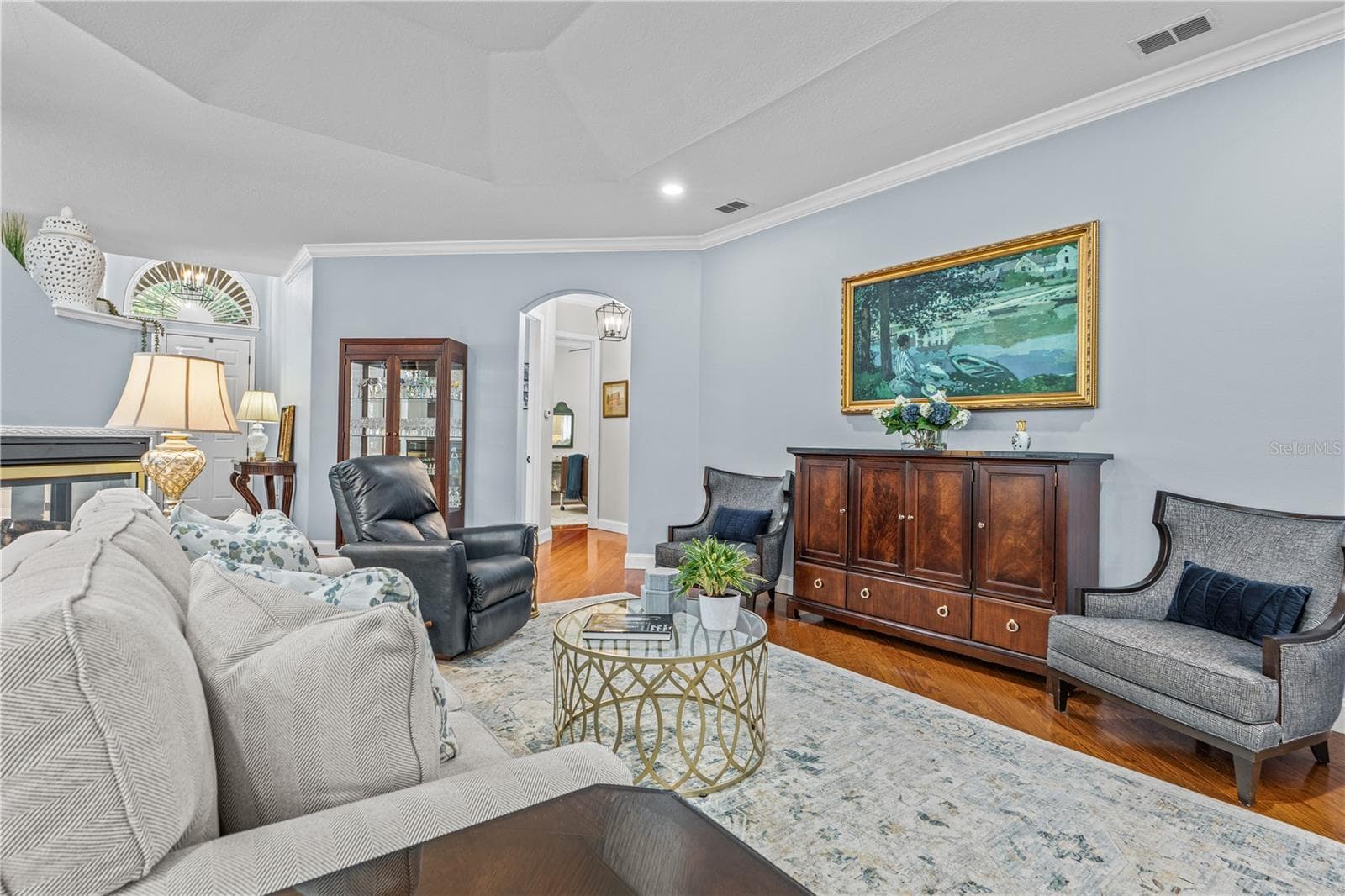 The size of the Great Room offers many options for furniture placement - 520 SOTHEBY WAY, DEBARY