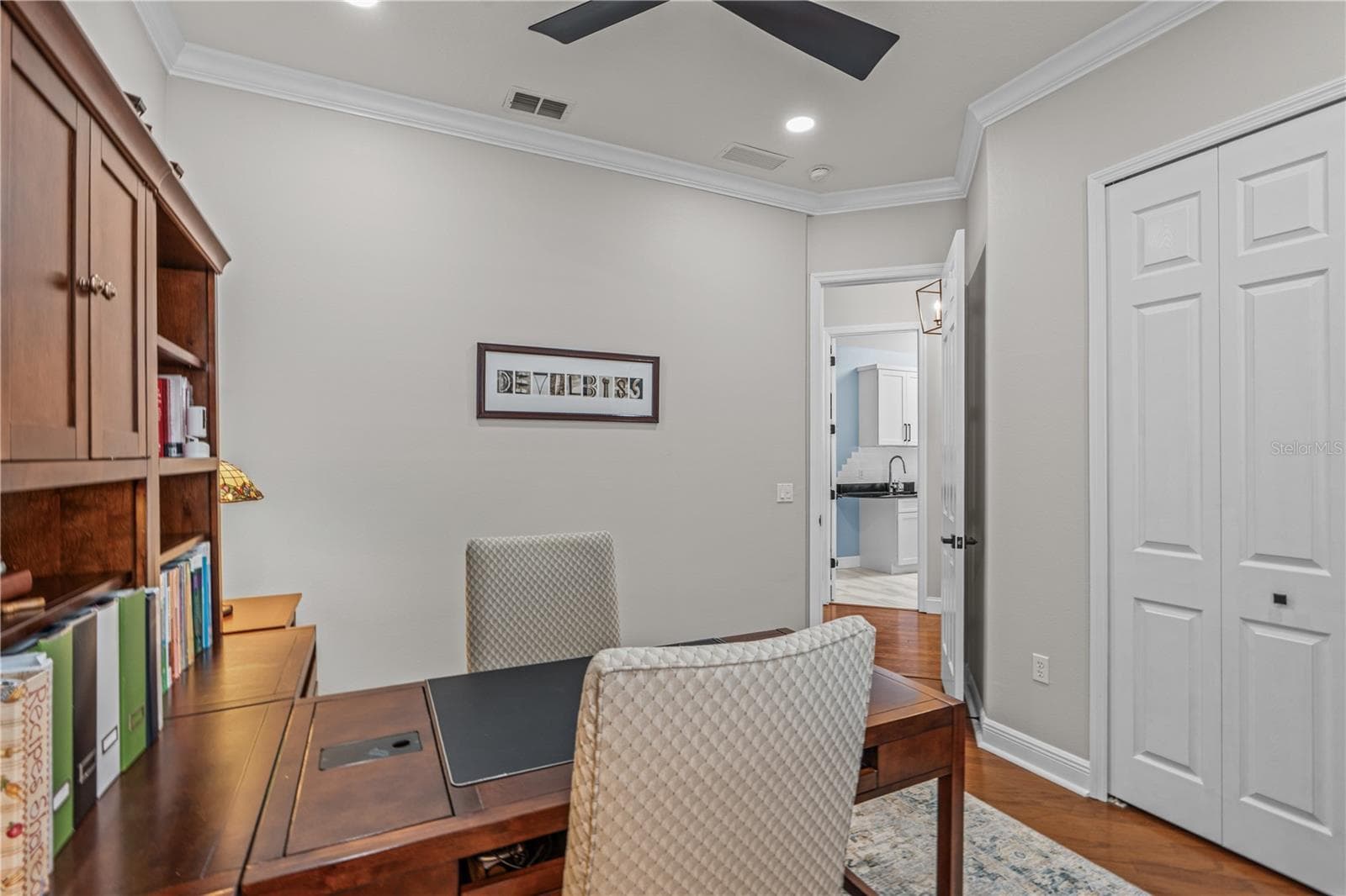 Looking toward the hallway and entrance to the laundry room - 520 SOTHEBY WAY, DEBARY