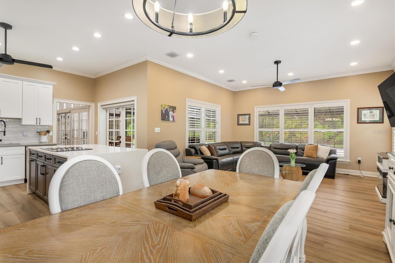 Single Family Residence at 11231 SW THORNTON AVE, ARCADIA, photo 12 of 70