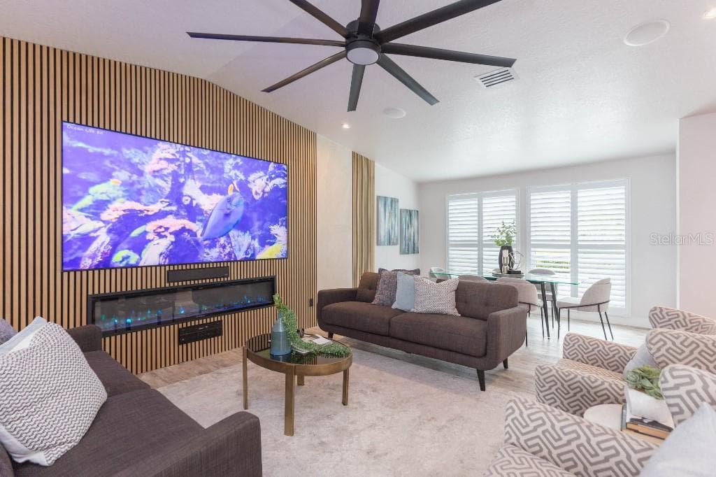 Single Family Residence at 306 BUTTONWOOD LN, LARGO, photo 11 of 50