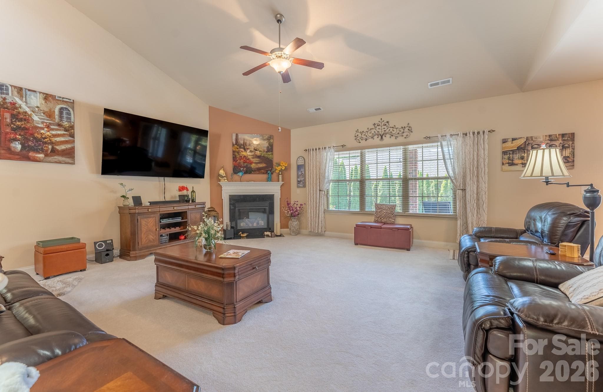 Single Family Residence at 2581 Flintshire Lane, Gastonia, photo 10 of 45