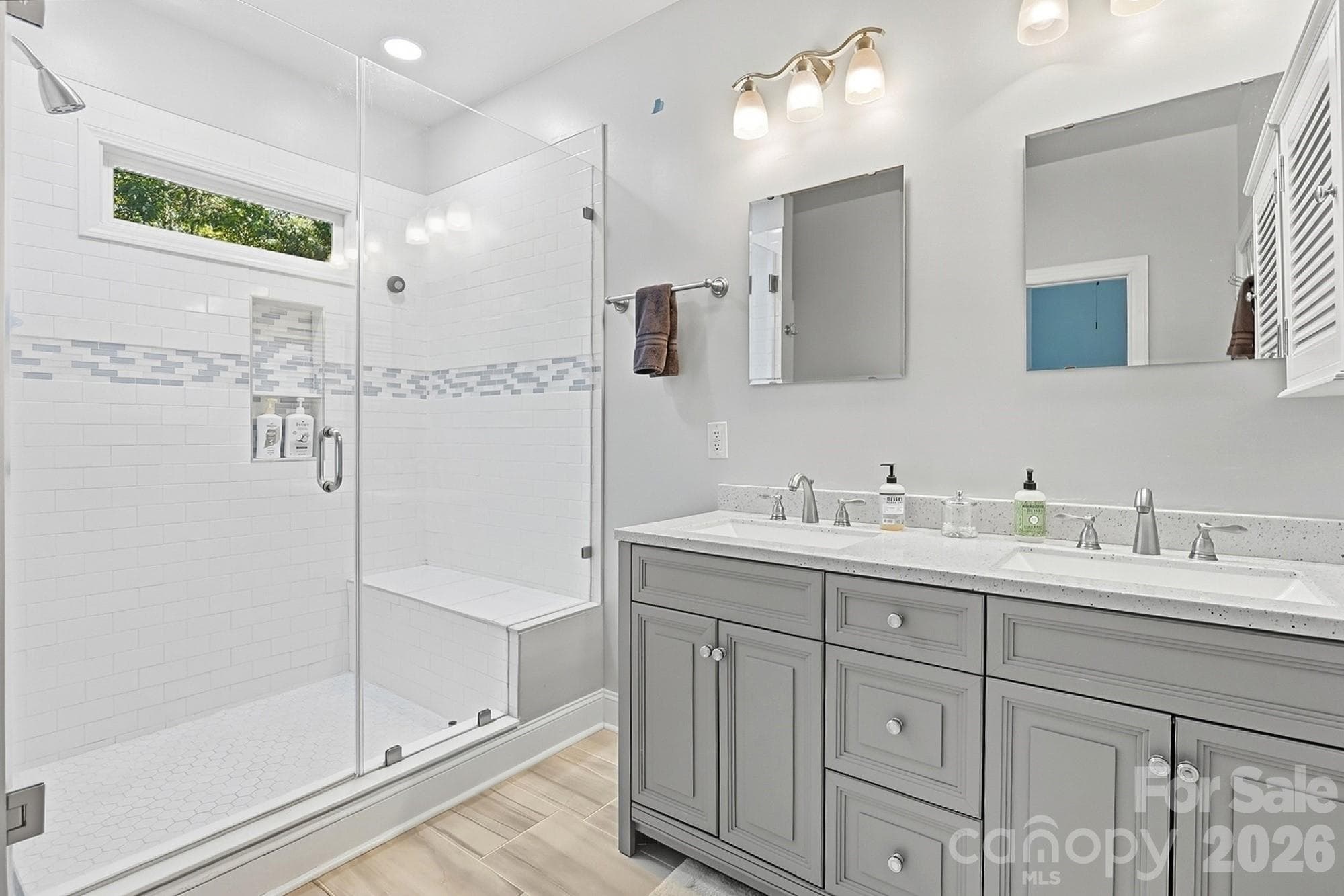 Single Family Residence at 7702 Spanish Oaks Drive, Waxhaw, photo 15 of 37