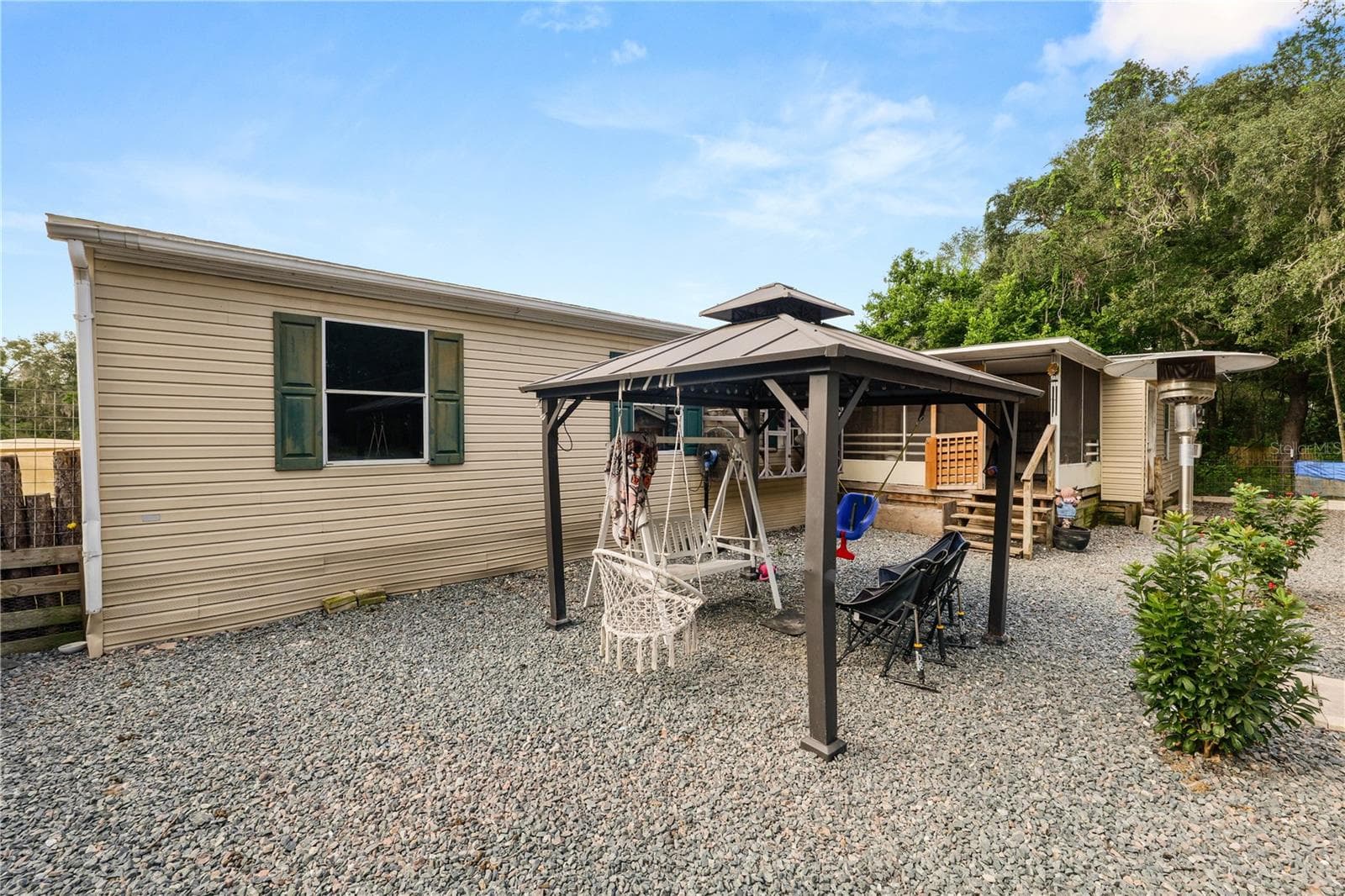 Manufactured Home at 14321 SORREL ST, BROOKSVILLE, photo 7 of 37