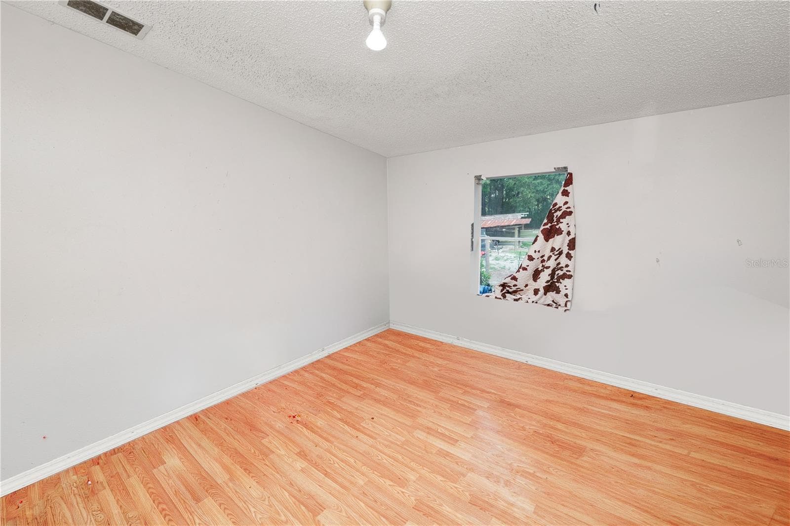Manufactured Home at 14321 SORREL ST, BROOKSVILLE, photo 13 of 37
