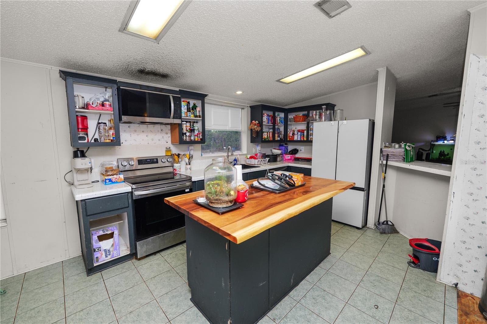 Manufactured Home at 14321 SORREL ST, BROOKSVILLE, photo 18 of 37