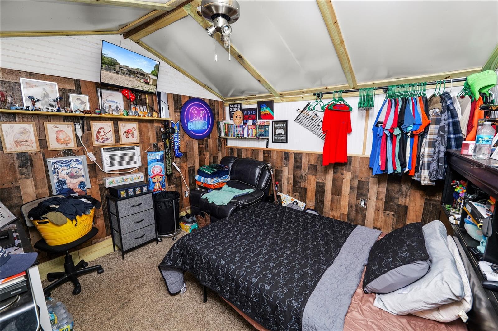 outdoor storage room - 14321 SORREL ST, BROOKSVILLE