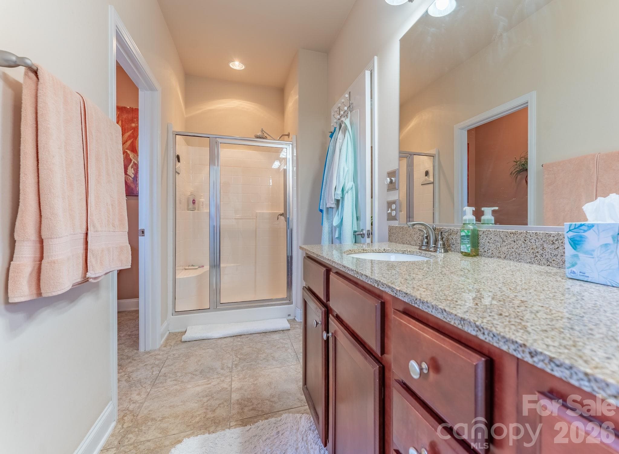 Primary Bathroom - 2581 Flintshire Lane, Gastonia