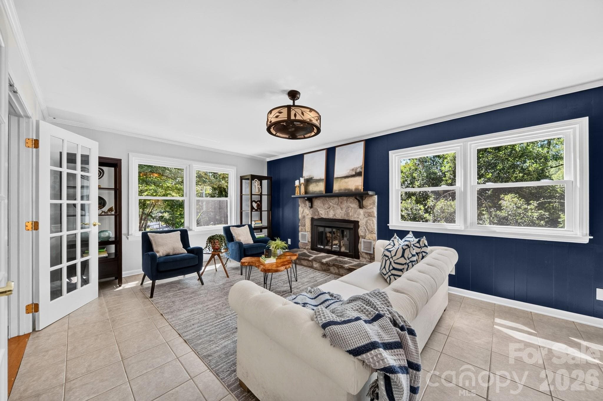Family room - 1309 Worcaster Place, Charlotte