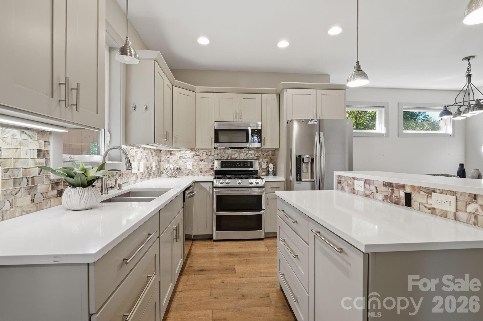 Single Family Residence at 84 Middlemont Avenue, Asheville, photo 10 of 48