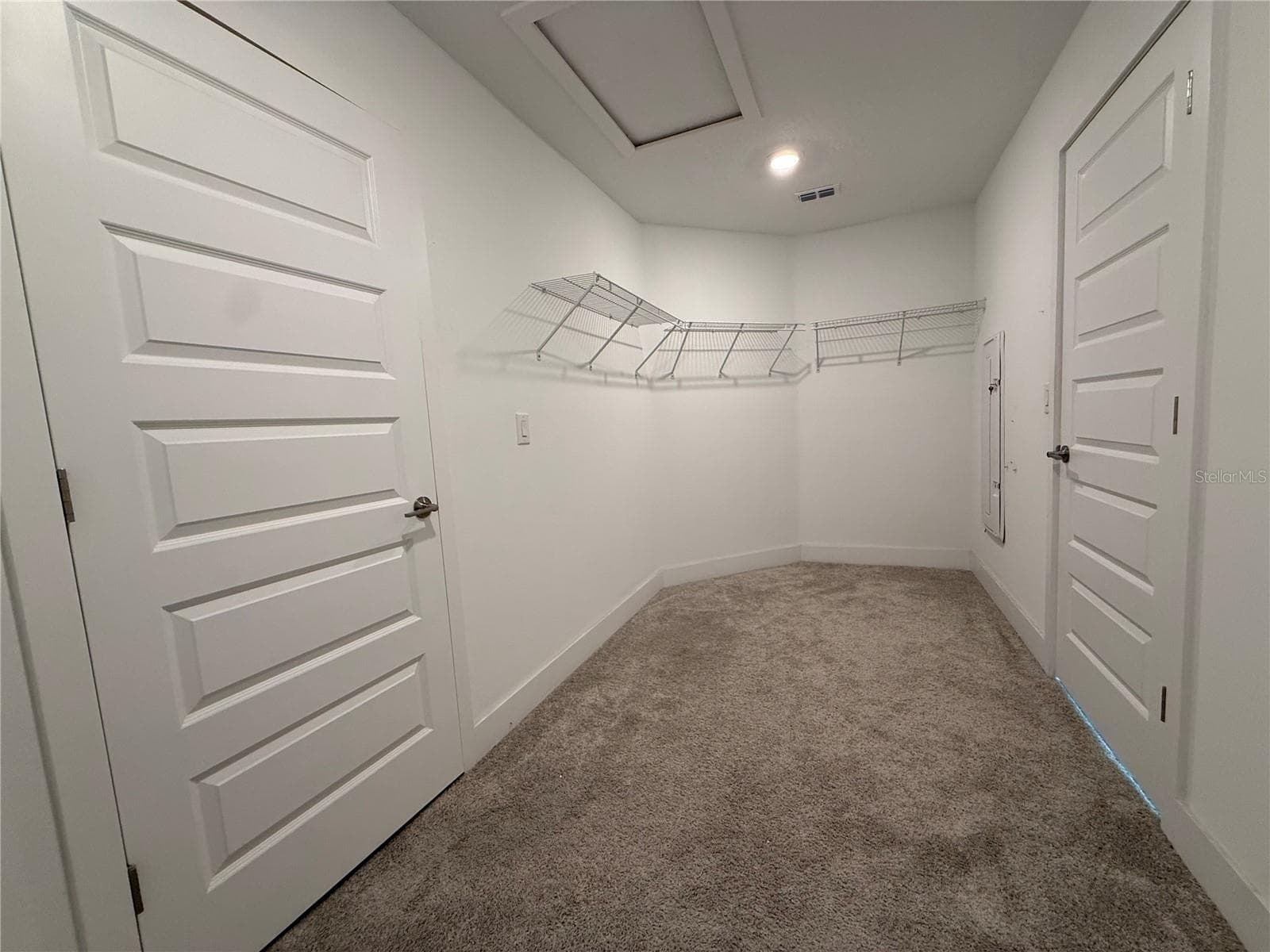 Single Family Residence at 8734 WINNING FIELDS RD, NEW PORT RICHEY, photo 12 of 26