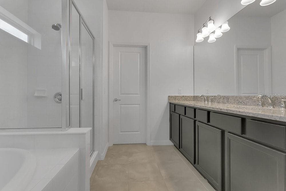 Single Family Residence at 14105 LARKSPUR LAKE DR, WINTER GARDEN, photo 16 of 31
