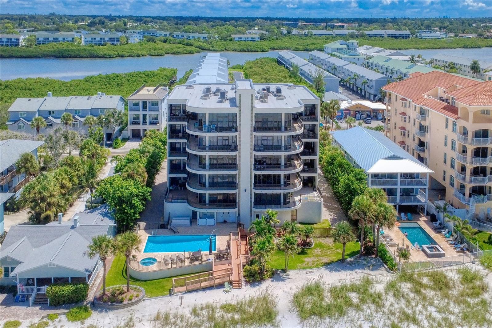 Edgewater located in the heart of Indian Shores - 19828 GULF BLVD #201, INDIAN SHORES