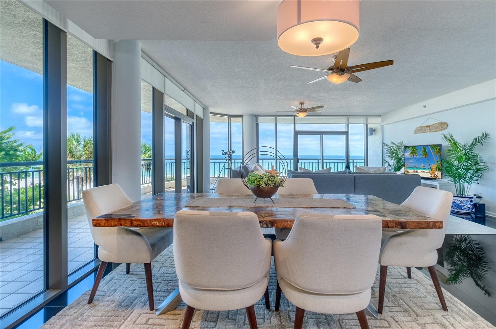 Dining` - 19828 GULF BLVD #201, INDIAN SHORES