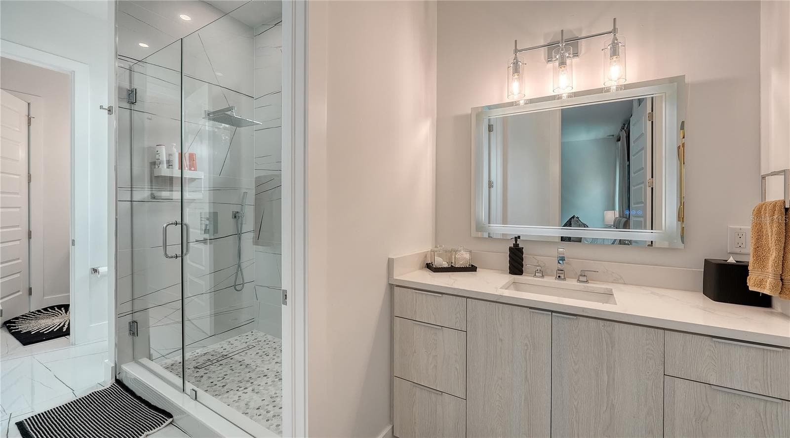 Single Family Residence at 4726 RIVETTA CT, SARASOTA, photo 24 of 33