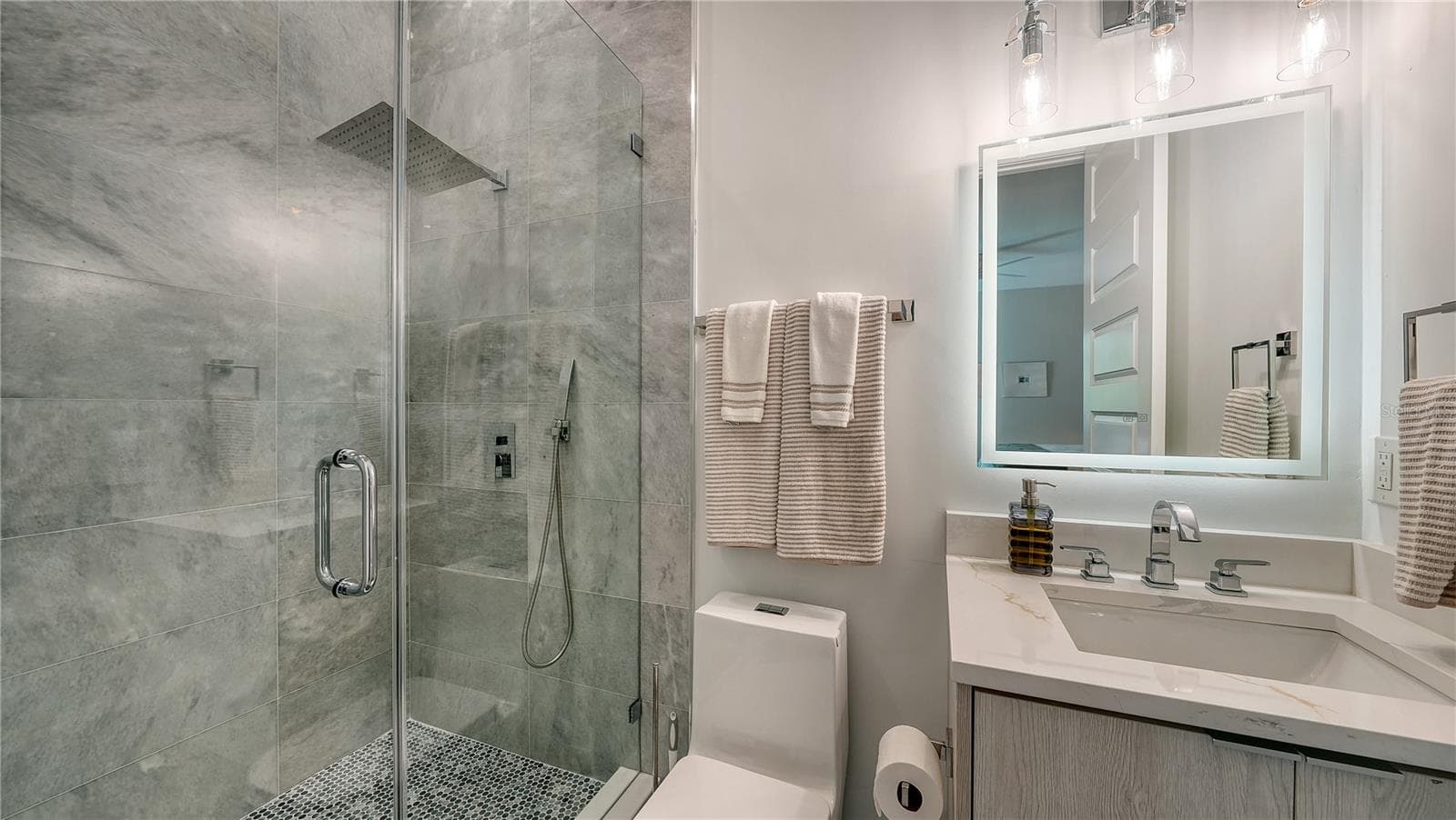 Single Family Residence at 4726 RIVETTA CT, SARASOTA, photo 28 of 33