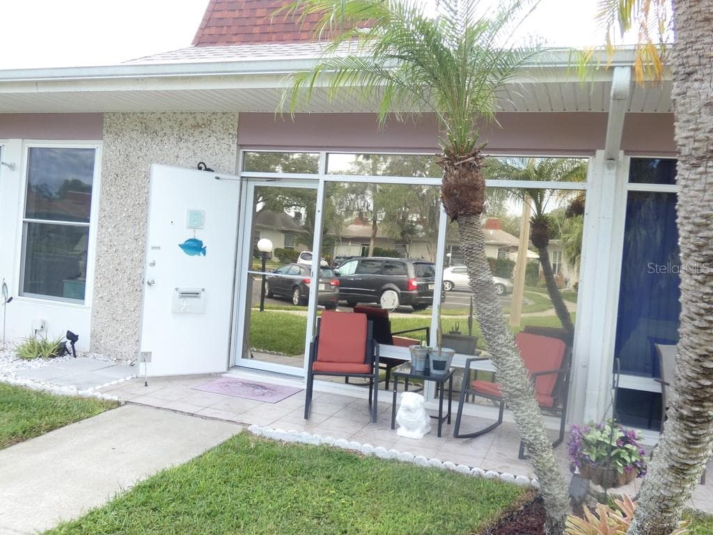 4322 TAHITIAN GARDENS CIR #B