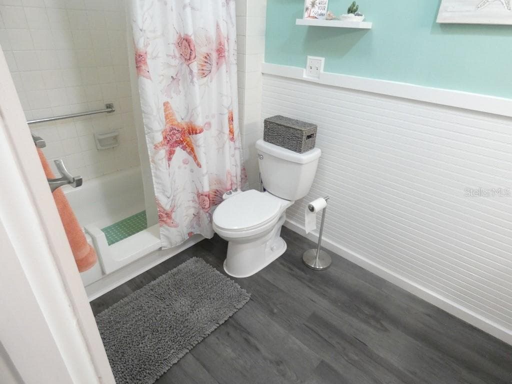 Condominium at 4322 TAHITIAN GARDENS CIR #B, HOLIDAY, photo 9 of 36