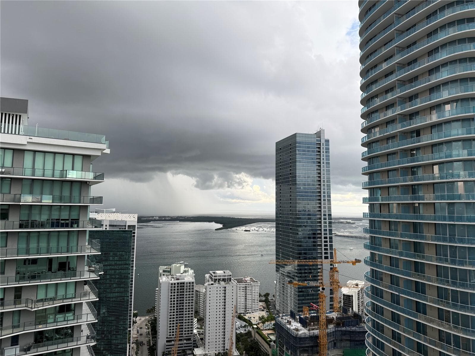 Condominium at 60 SW 13TH STREET #5212, MIAMI, photo 12 of 51