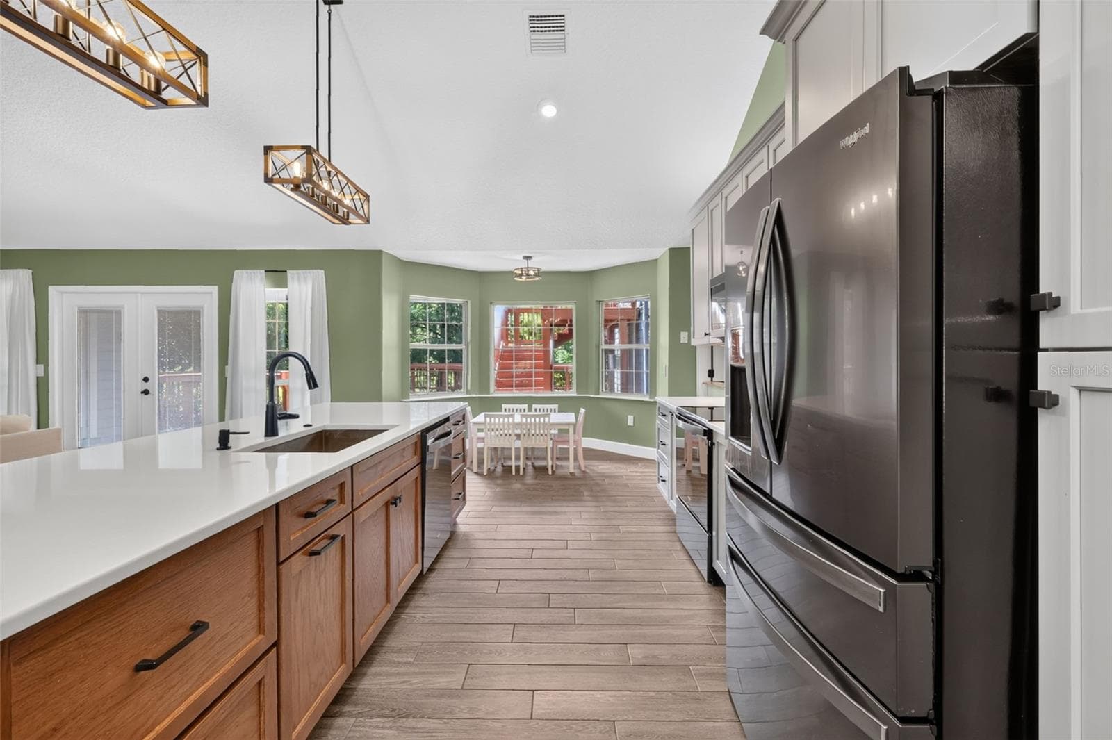 Single Family Residence at 267 RESERVE DR, TAVARES, photo 14 of 52