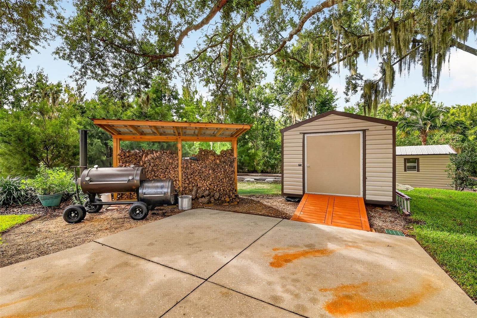 Single Family Residence at 267 RESERVE DR, TAVARES, photo 41 of 52