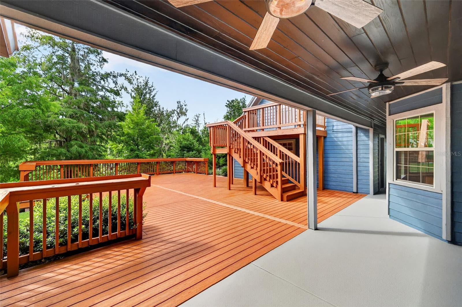 Single Family Residence at 267 RESERVE DR, TAVARES, photo 43 of 52