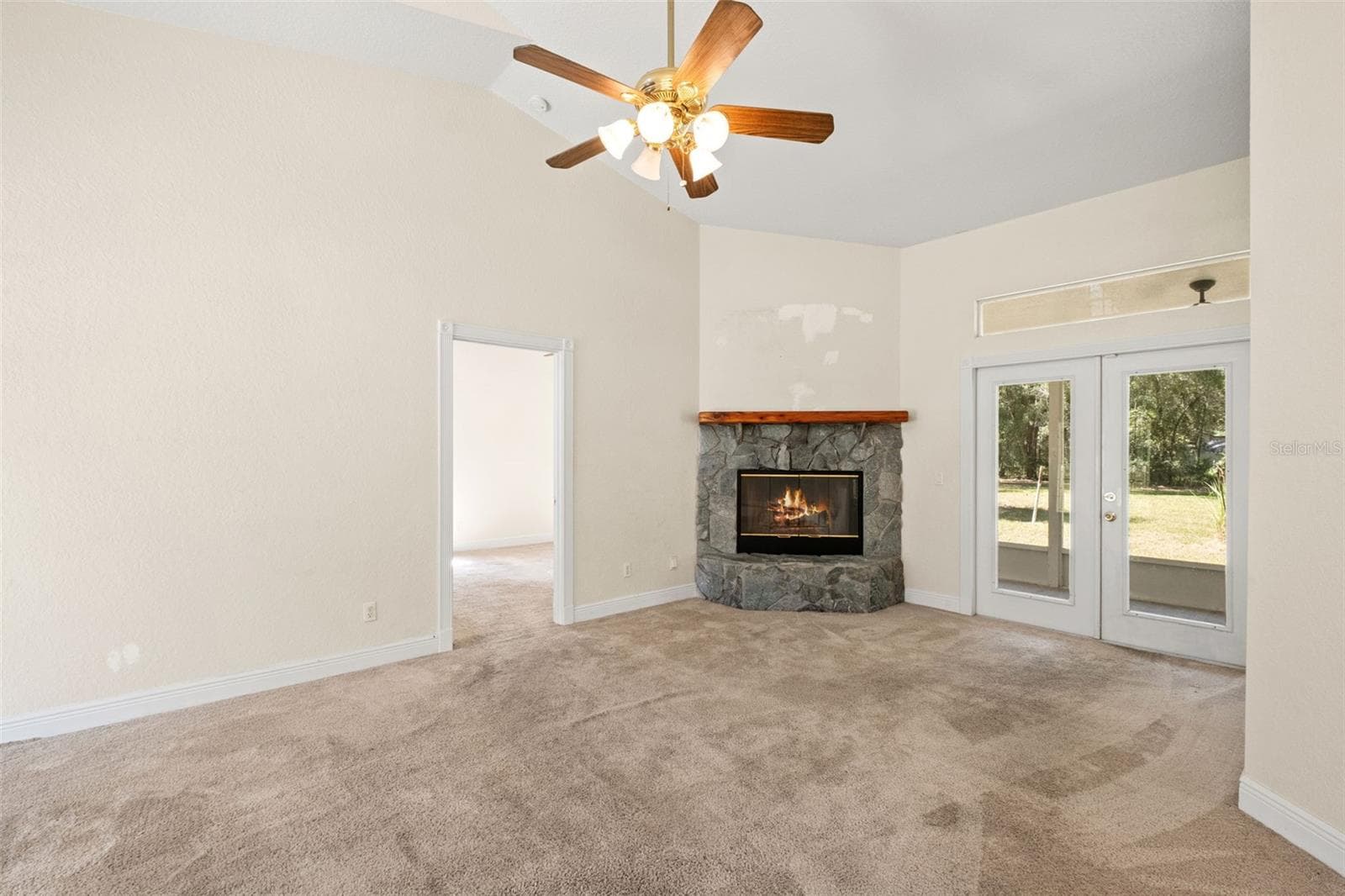 Single Family Residence at 10890 S TURNER AVE, FLORAL CITY, photo 15 of 47