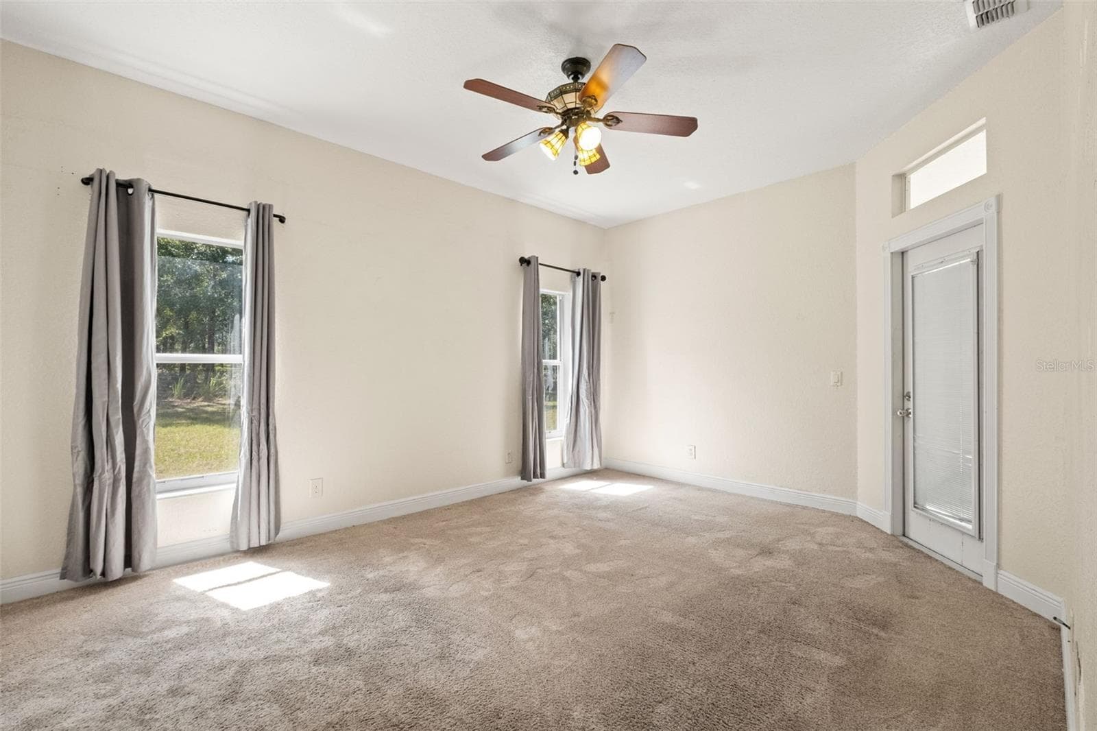 Single Family Residence at 10890 S TURNER AVE, FLORAL CITY, photo 25 of 47