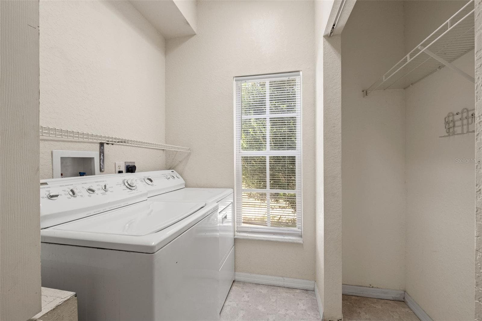 Lundry room - 10890 S TURNER AVE, FLORAL CITY