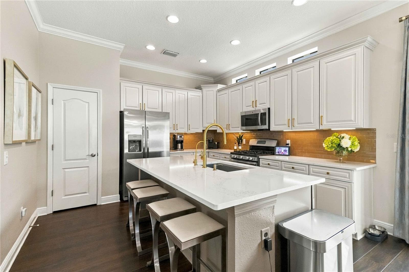 Single Family Residence at 10619 GLENCORSE TER, BRADENTON, photo 9 of 64