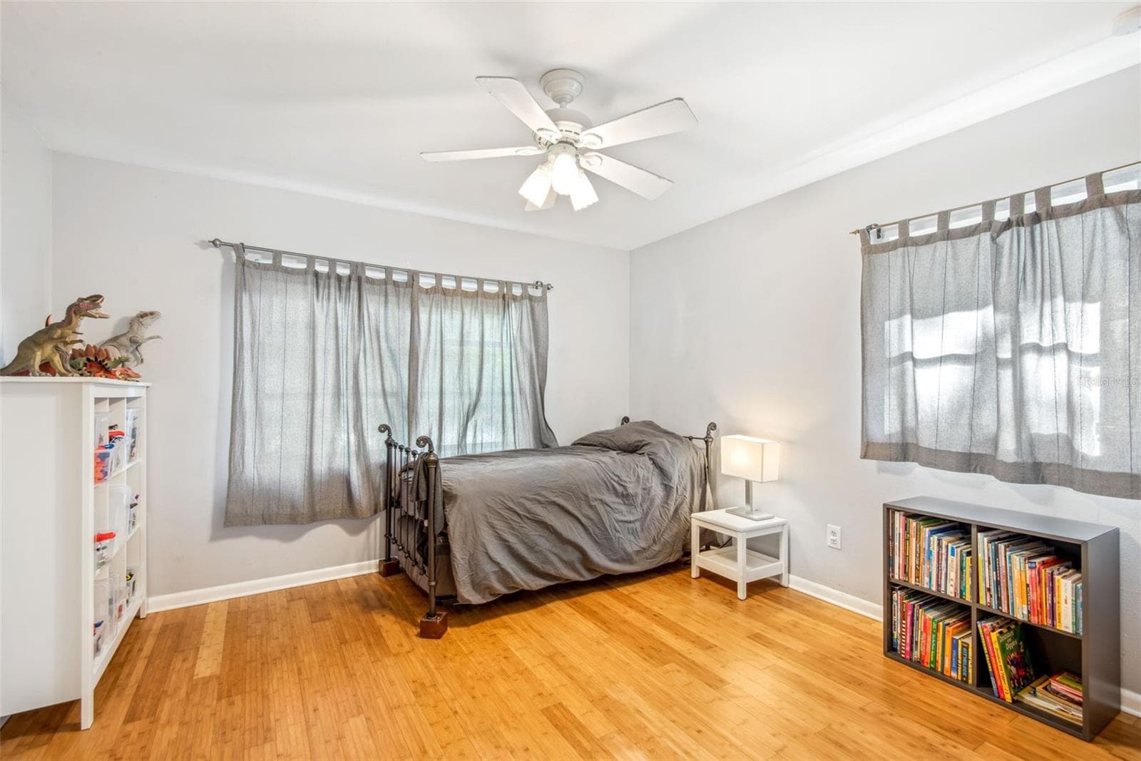 Single Family Residence at 422 W LOUISIANA AVE, TAMPA, photo 19 of 25